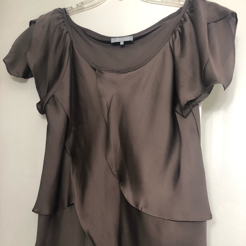 A really pretty blouse.